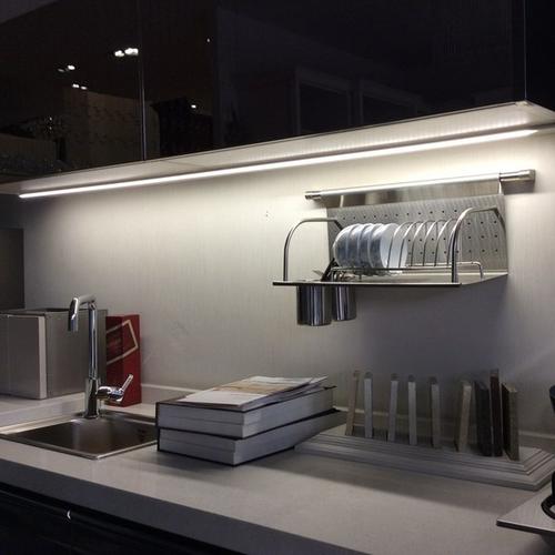 How to buy a suitable household LED cabinet light