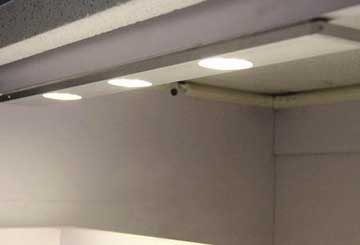 How to choose household cabinet lights